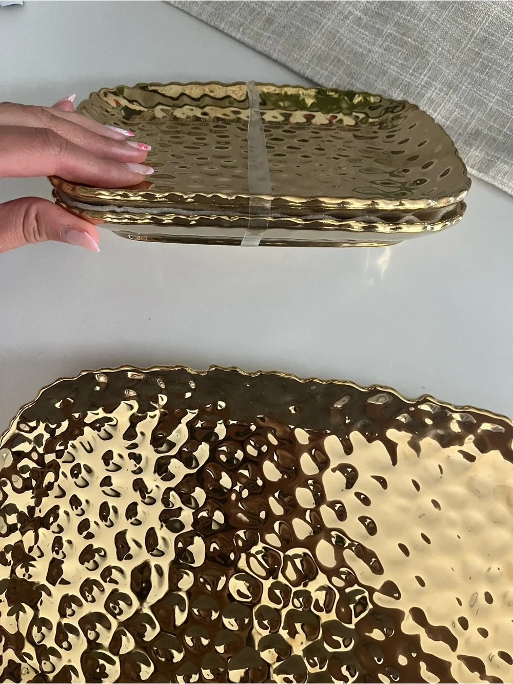 Gold Textured ceramic Trays - Shiny Oval Serving Platter’s